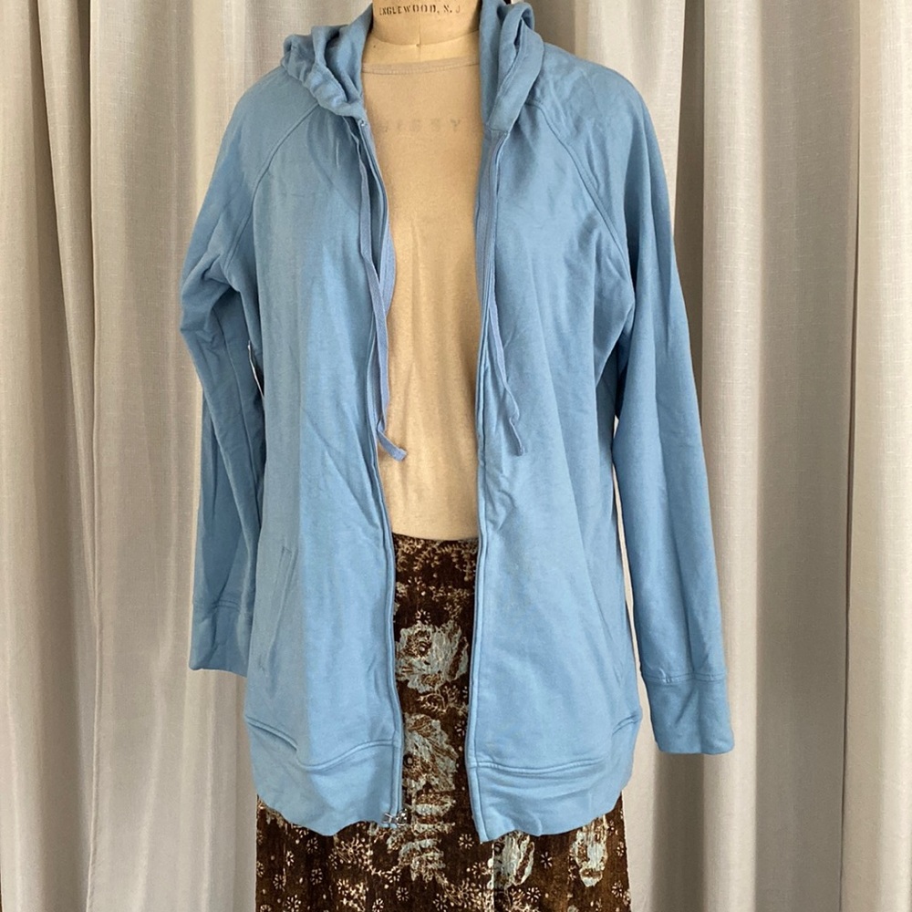 XL Women’s zippered hoodie